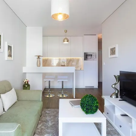 Apartment Urban Views - Ml Inspired By Torre Dos Clerigos Porto